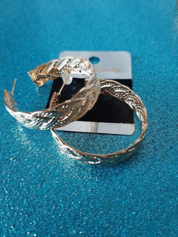 Special Fashion Earrings