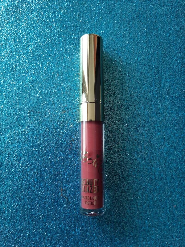 Matte liquid Lipcolour