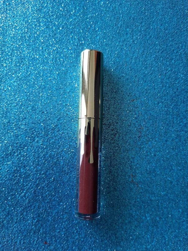 Matte liquid Lipcolour