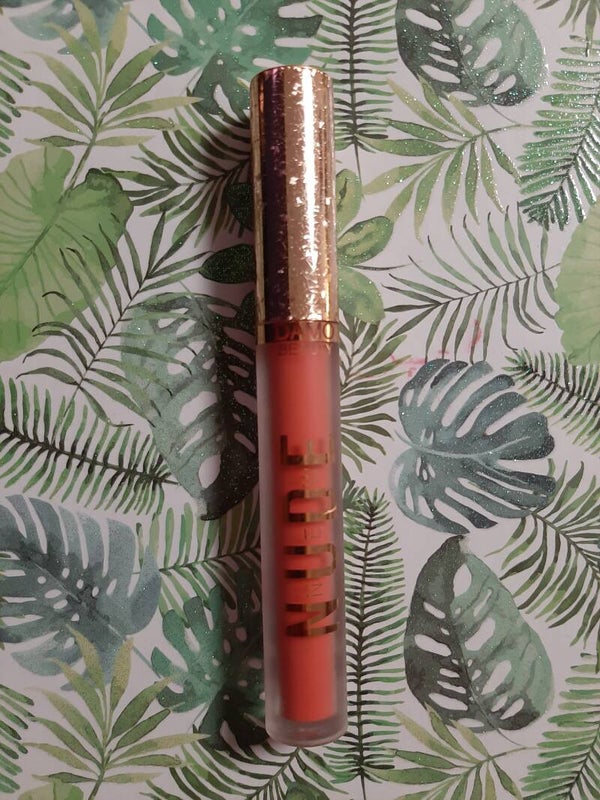 Matte liquid Lipcolour