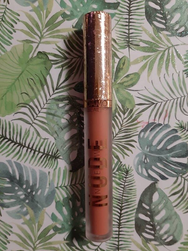 Matte liquid Lipcolour