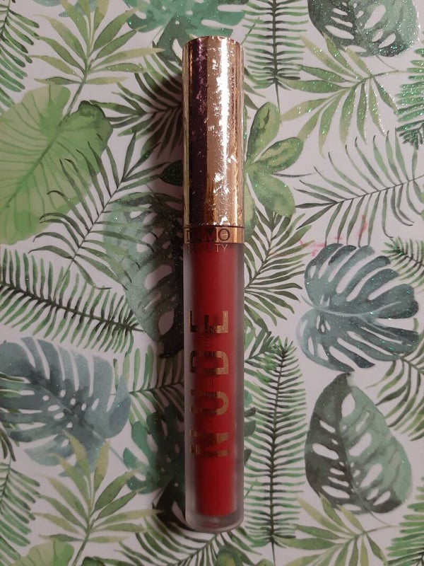 Matte liquid Lipcolour