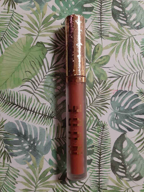 Matte liquid Lipcolour
