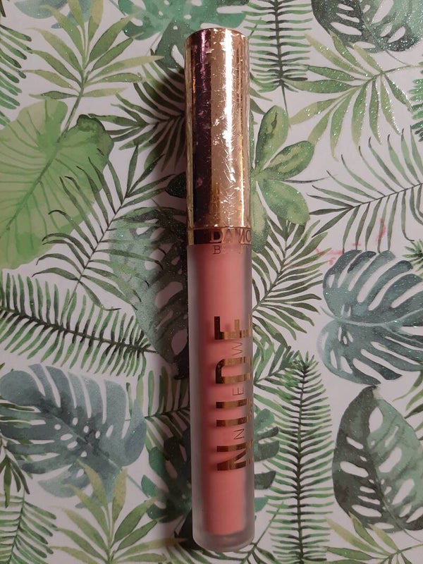 Matte liquid Lipcolour