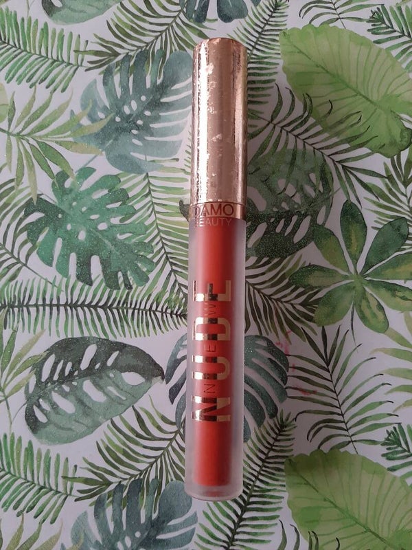 Matte liquid Lipcolour