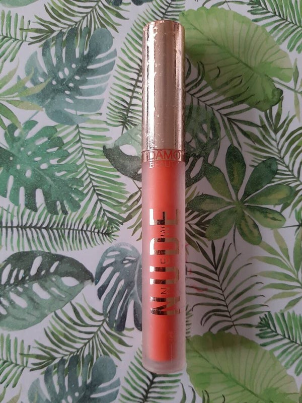 Matte liquid Lipcolour