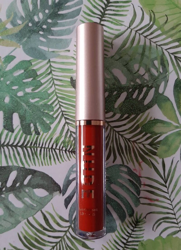 Matte liquid Lipcolour