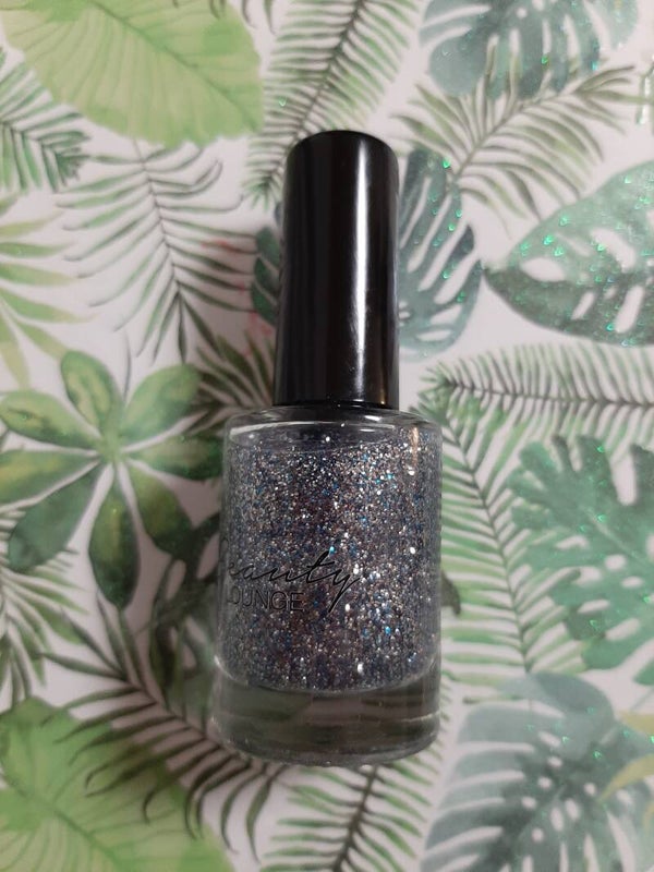 Sparkling Nail Polish
