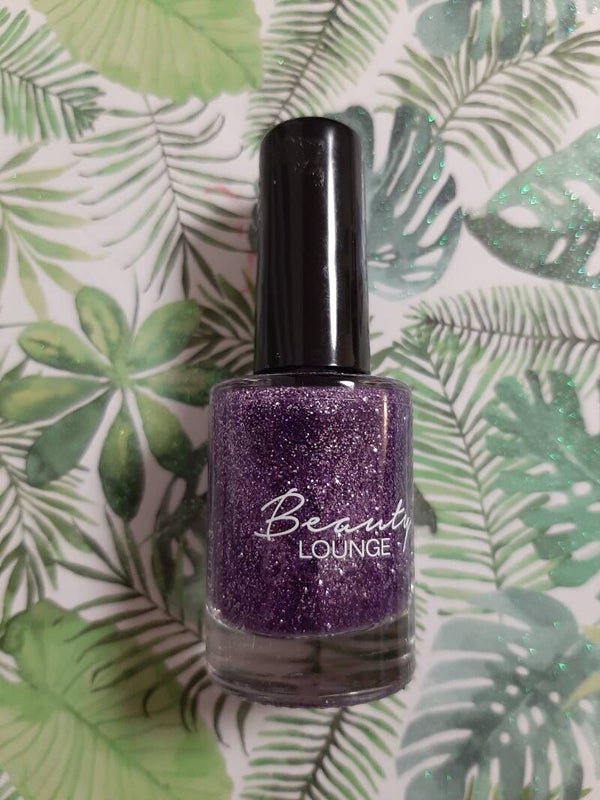 Sparkling Nail Varnish