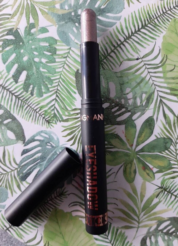 Eyeshadow Stick