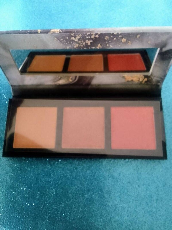 Triple Blush Palette