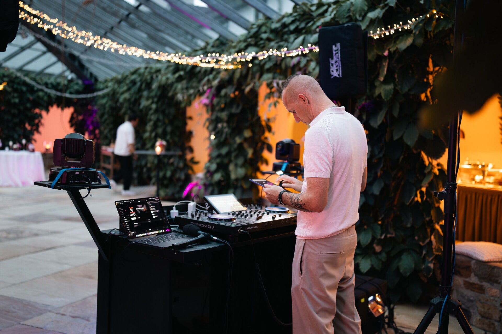 Dj in Koblenz - jetzt Kontakt aufnehmen für Hochzeit, Geburtstag oder Firmenfeier
