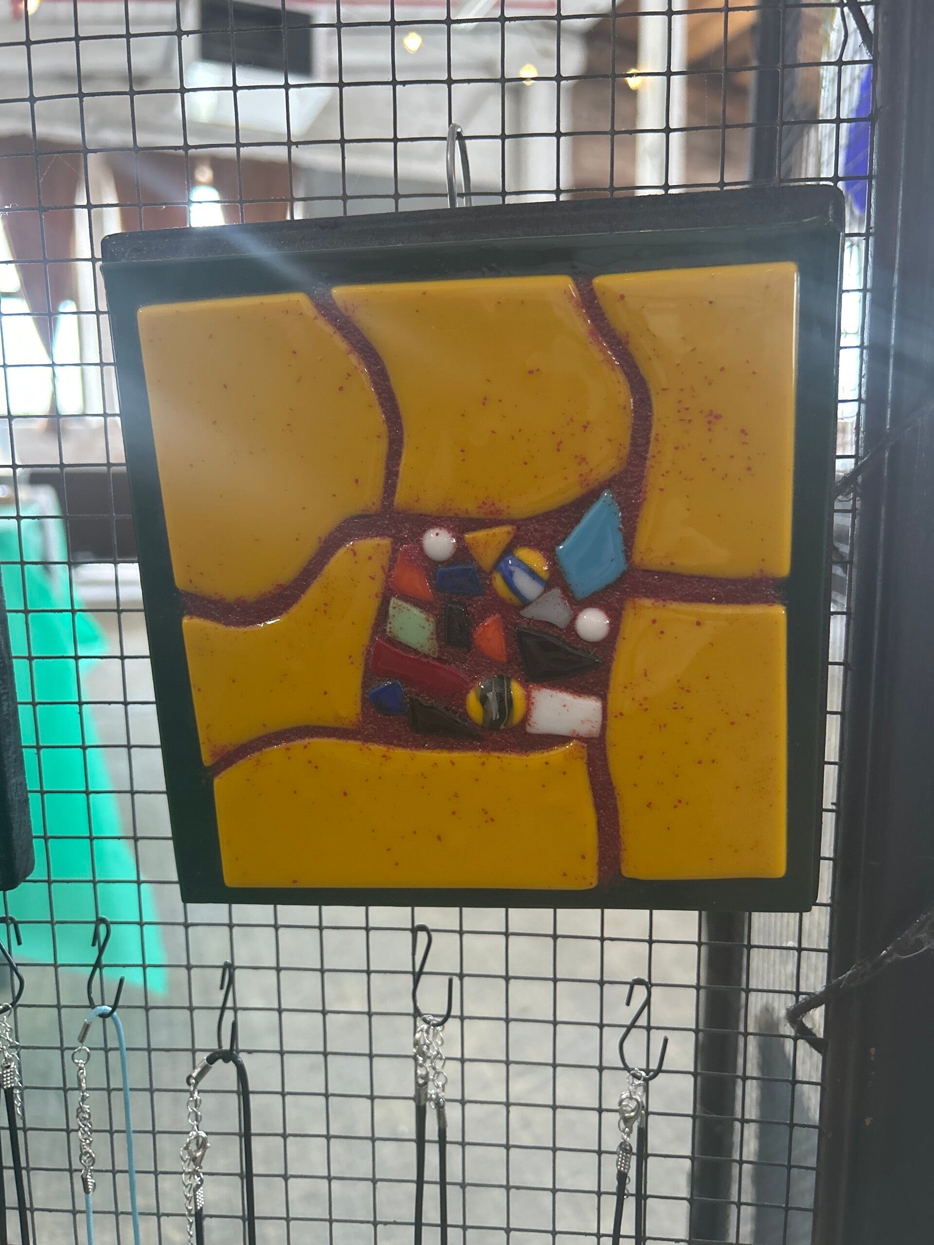 Green and yellow abstract tile