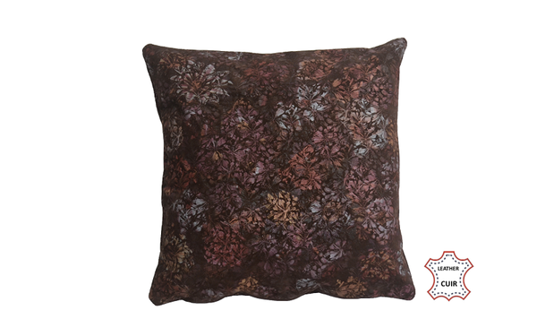 Coussin en cuir suède marron imprimé fleurs