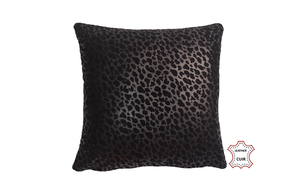 Coussin en cuir velours noir imprimé léopard