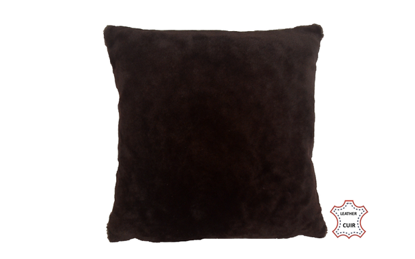 Coussin en peau de mouton lainé mérinos noir