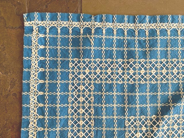 Beiersbont, tafelloper, blauw/wit