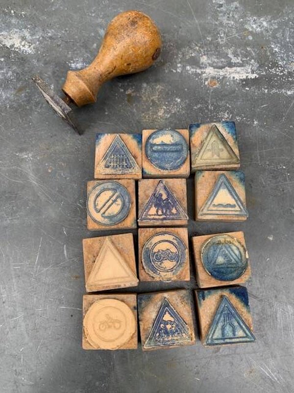 Set van 12 verkeersbord stempeltjes