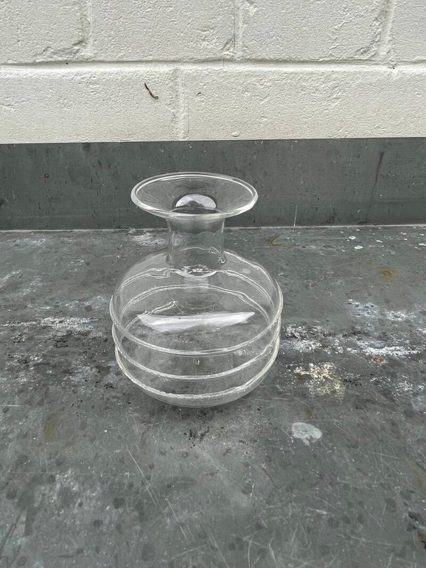 Glazen vaasje, zeer fijn