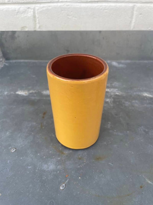 Cilindervaasje, geel