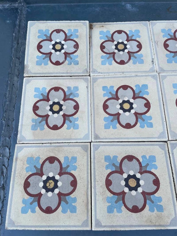 Set van 12 ongeglazuurde Estrikken