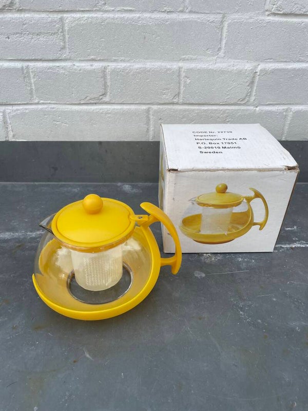 Klein theepotje, Zweden