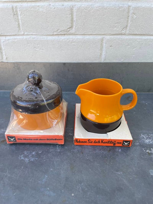 Set van suikerpotje en roomkannetje, Buchsteiner