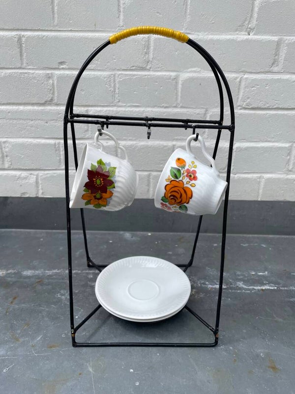 Kop en schotel organizer, Deens
