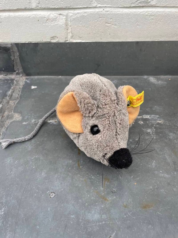 Steiff, Knopff im Ohr, Muisje