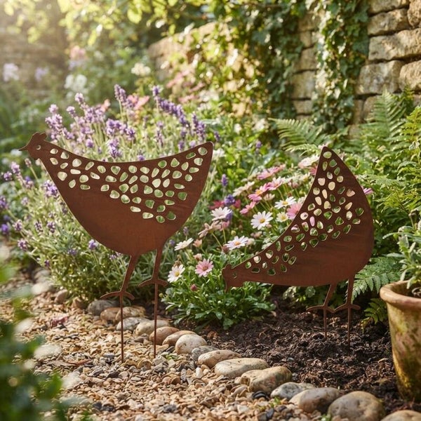 Decoratieve Roestmetalen Kippen Tuinprikkers (Set van 2)