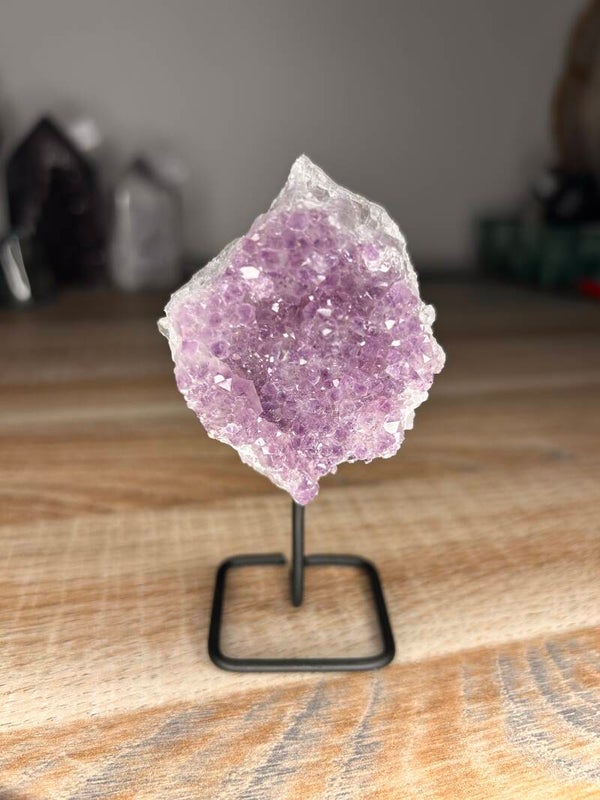 Amethist op pin