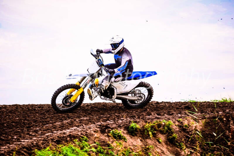 le0a6459-standard.jpg