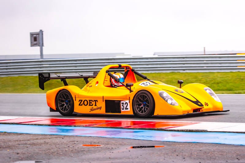 le0a8116-standard.jpg