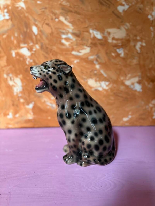 Leopard ceramic statue medium