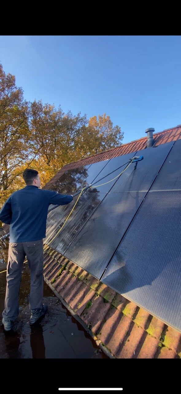 Zonnepanelen reinigen in Veghel
