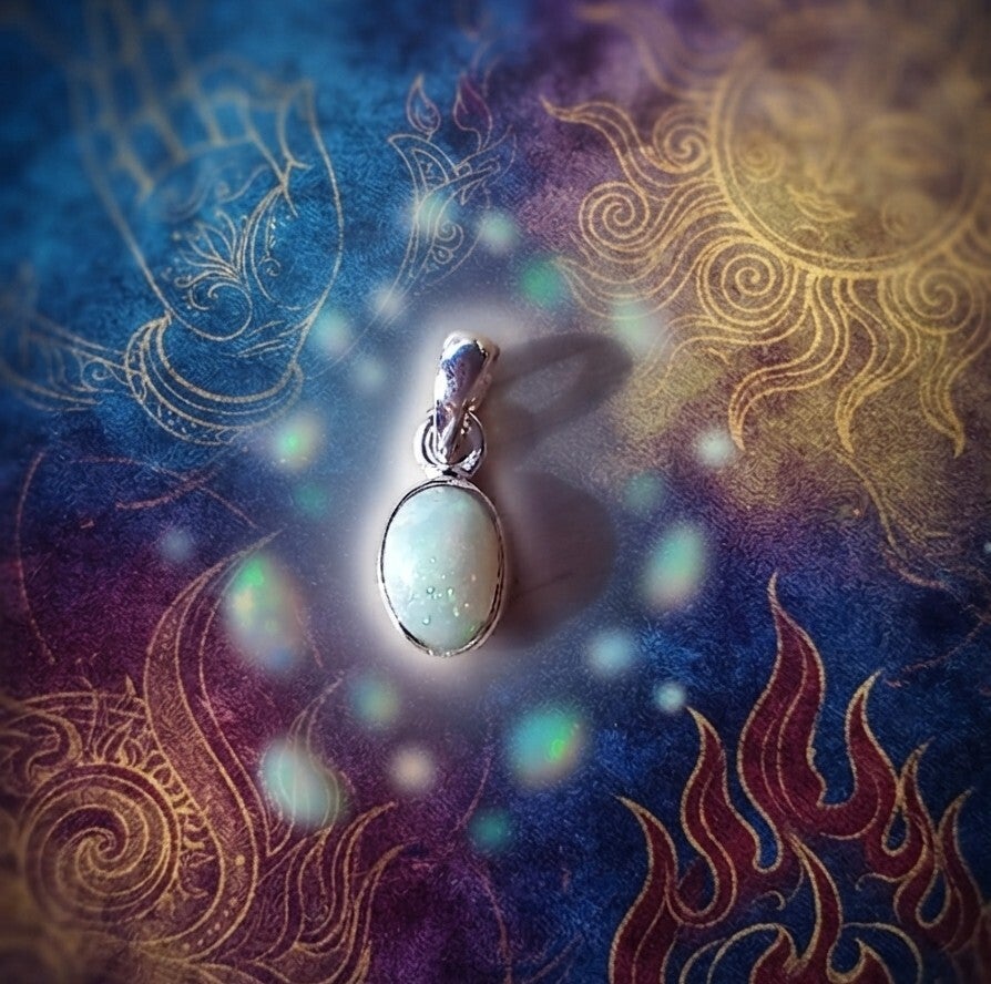 Pendentif Opale Noble d'Australie – La Larme des Dieux