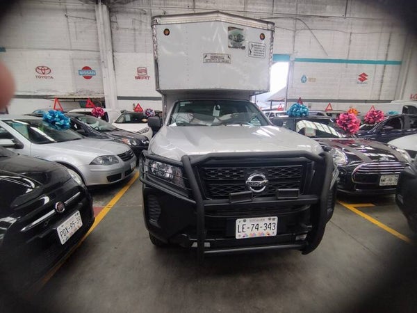 NISSAN NP300 2.5 Chasis Cabina Dh Aa Pack Seg Mt