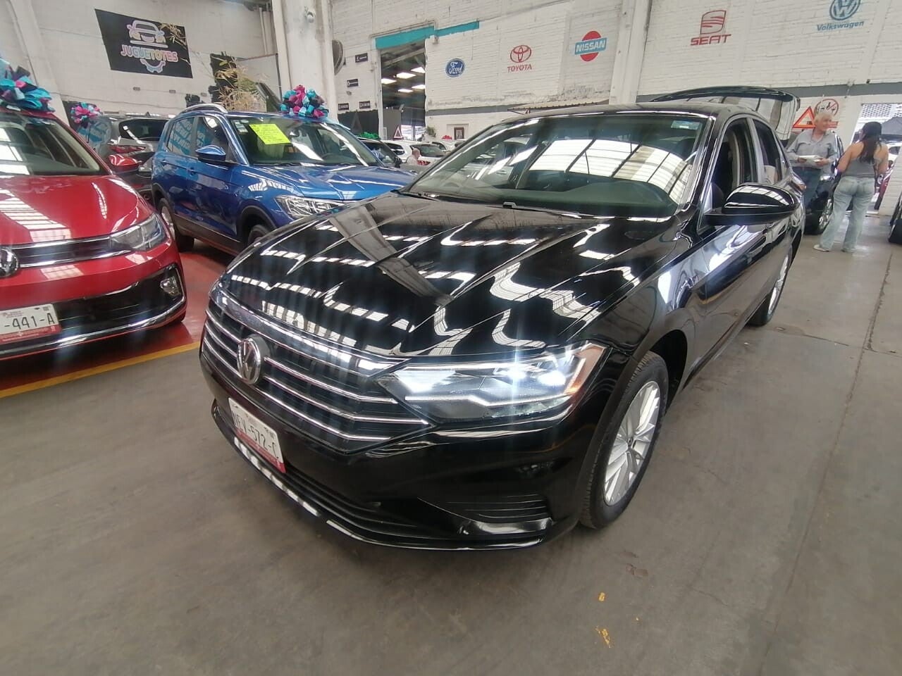 VOLKSWAGEN JETTA COMFORTLINE 2021 (NEGRO)