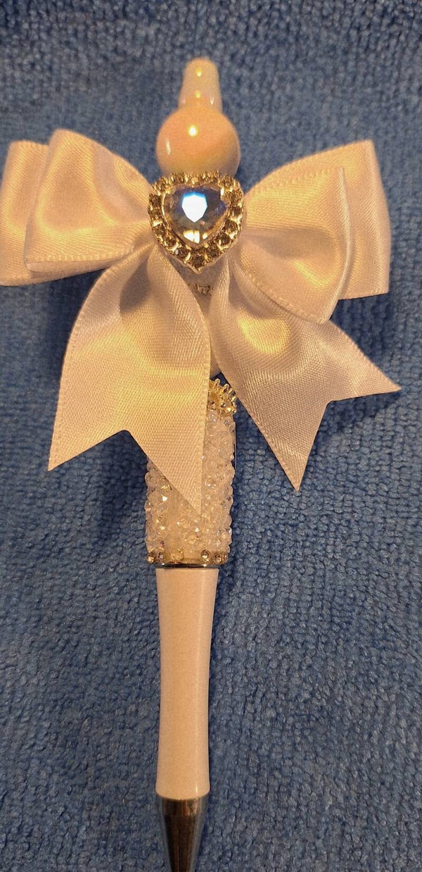 Extra fancy penna