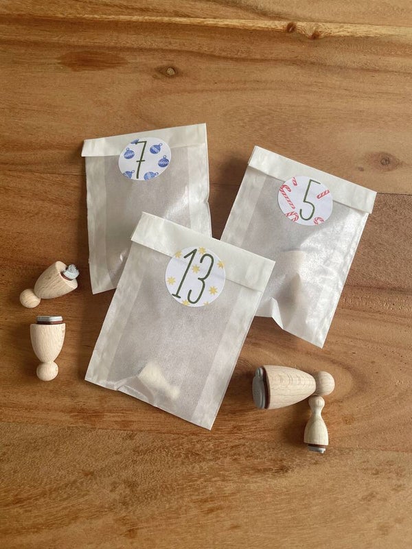 Grosser Adventskalender mit Stempeln von Perlenfischer – Kreativer Spass für die Adventszeit