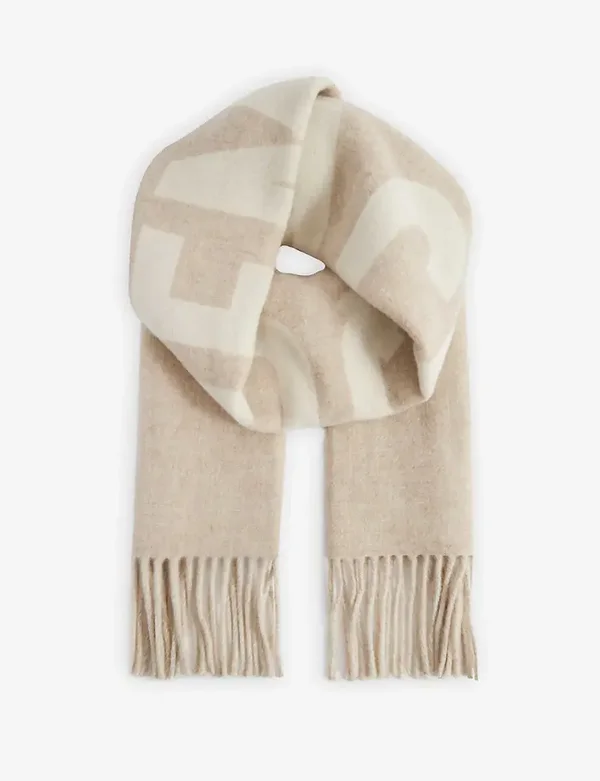 jacquemus scarf