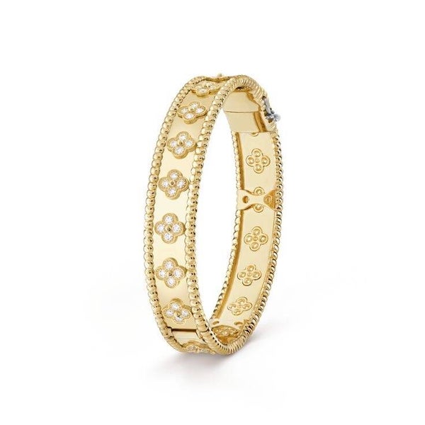 Van cleef perlée bracelet