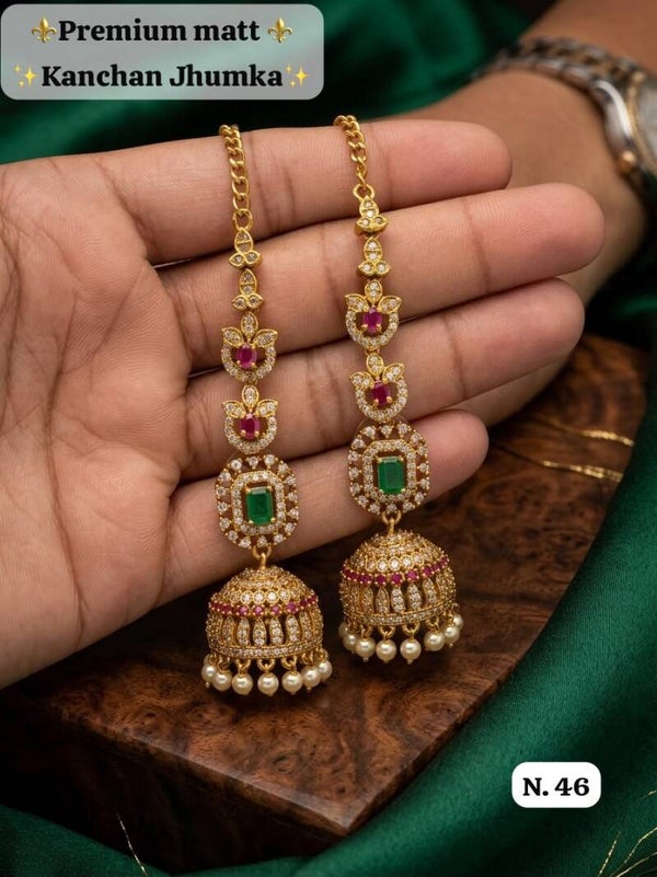Beautiful, elegant  kundan earrings with with reverse Ad and sahare