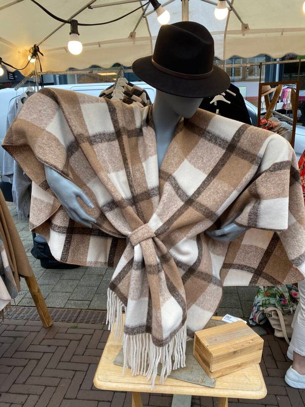 Poncho Mandy Blok Bruin