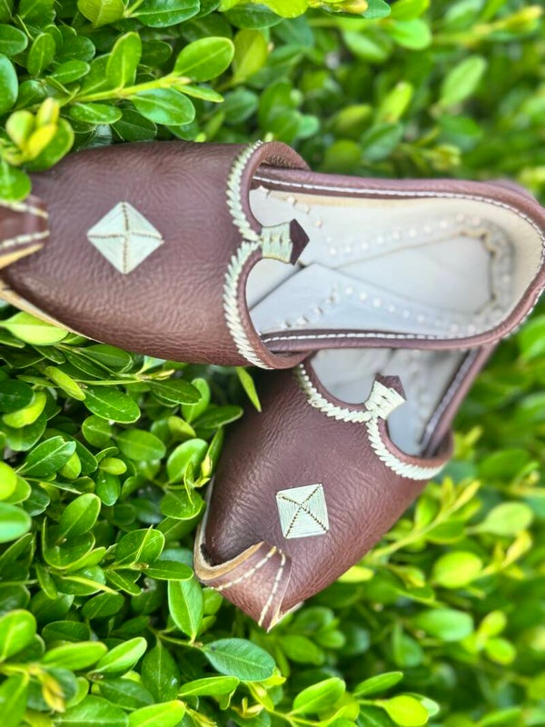 BOYS Royal Classic Mojari – Diamond Stitch