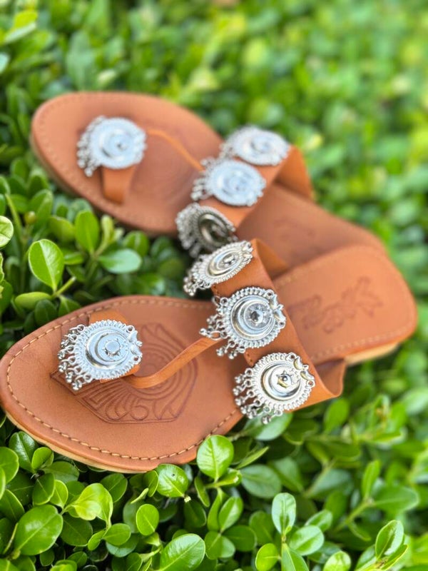 Girls Ethnic Kolhapuri Sandals