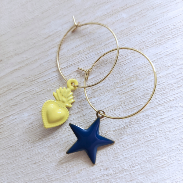 ORECCHINI HOOPS - CUORE SACRO GIALLO E STELLA BLU