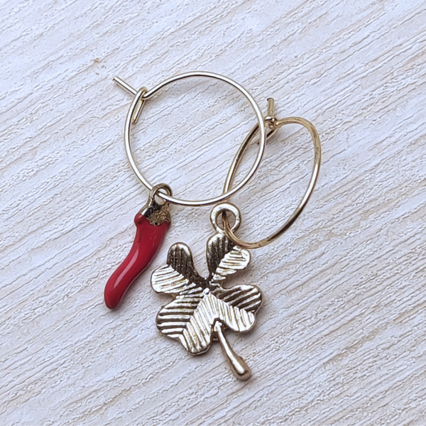 ORECCHINI HOOPS - QUADRIFOGLIO E CORNICELLO