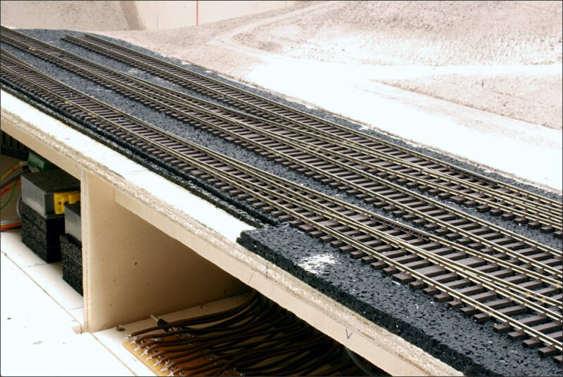 bedding-rubbergranulaat-weinert-rails