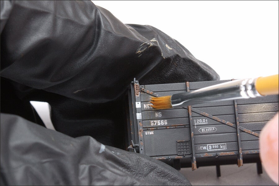 ammo_enamel_thinner_3